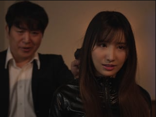 Thay nhau đụ em nữ điều tra viên xinh đẹp